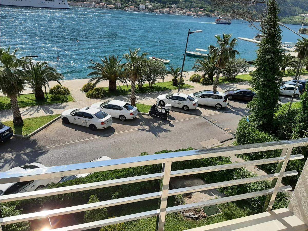 コトルLuxury Flat With Amazing View Inesアパートメント エクステリア 写真