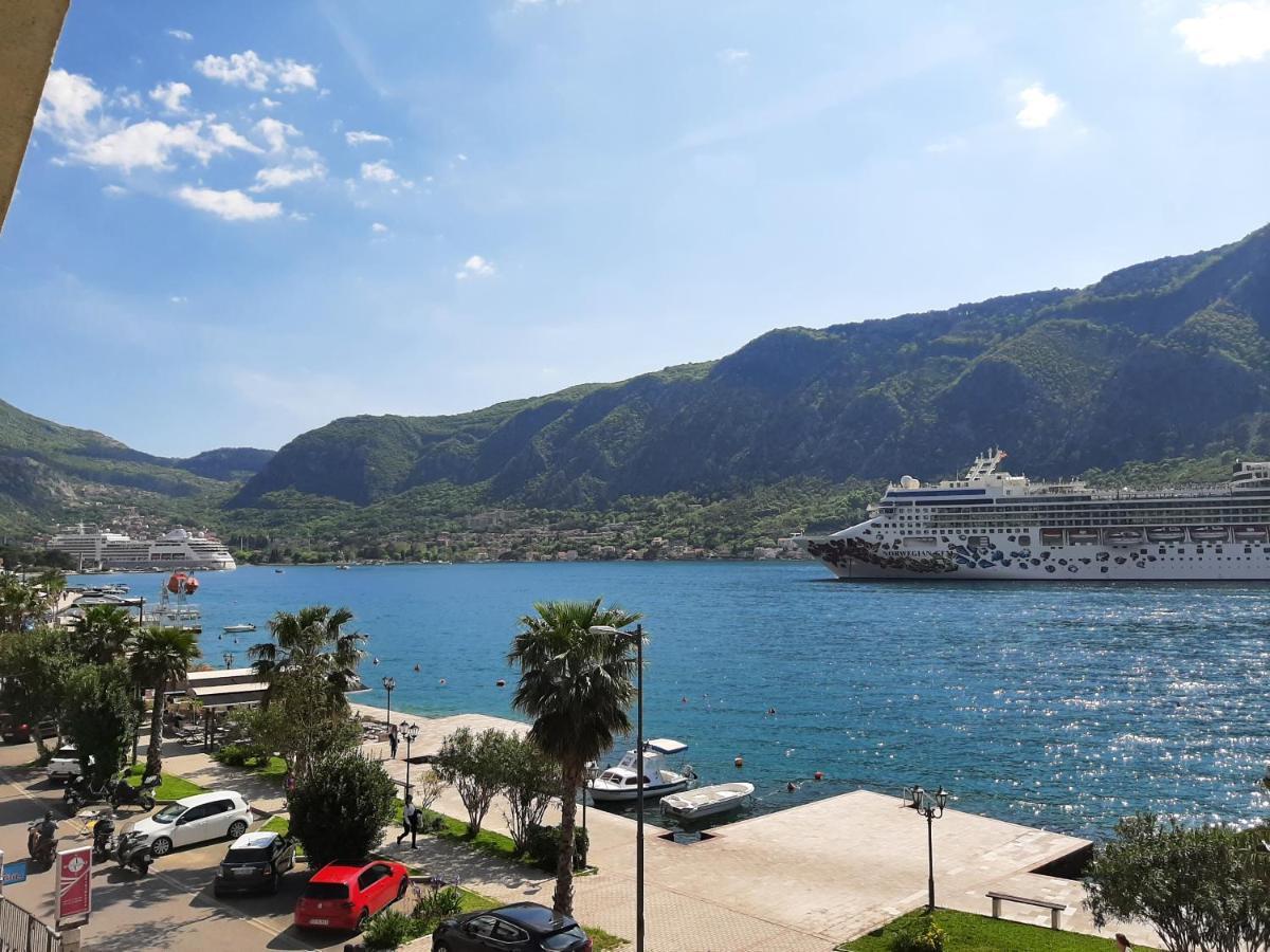 コトルLuxury Flat With Amazing View Inesアパートメント エクステリア 写真